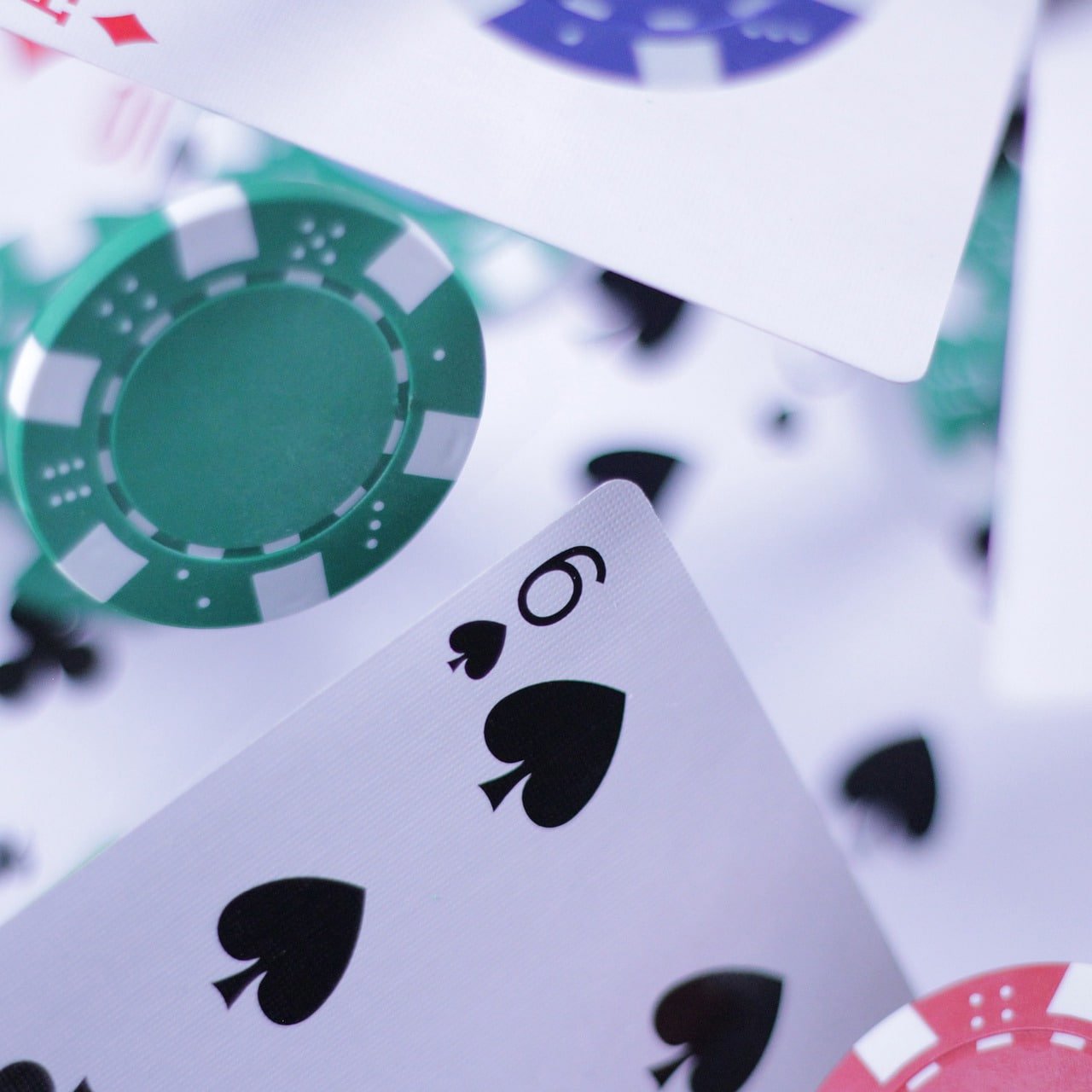 Giao diện sảnh game e2bet apk với nhiều lựa chọn cá cược và trò chơi
